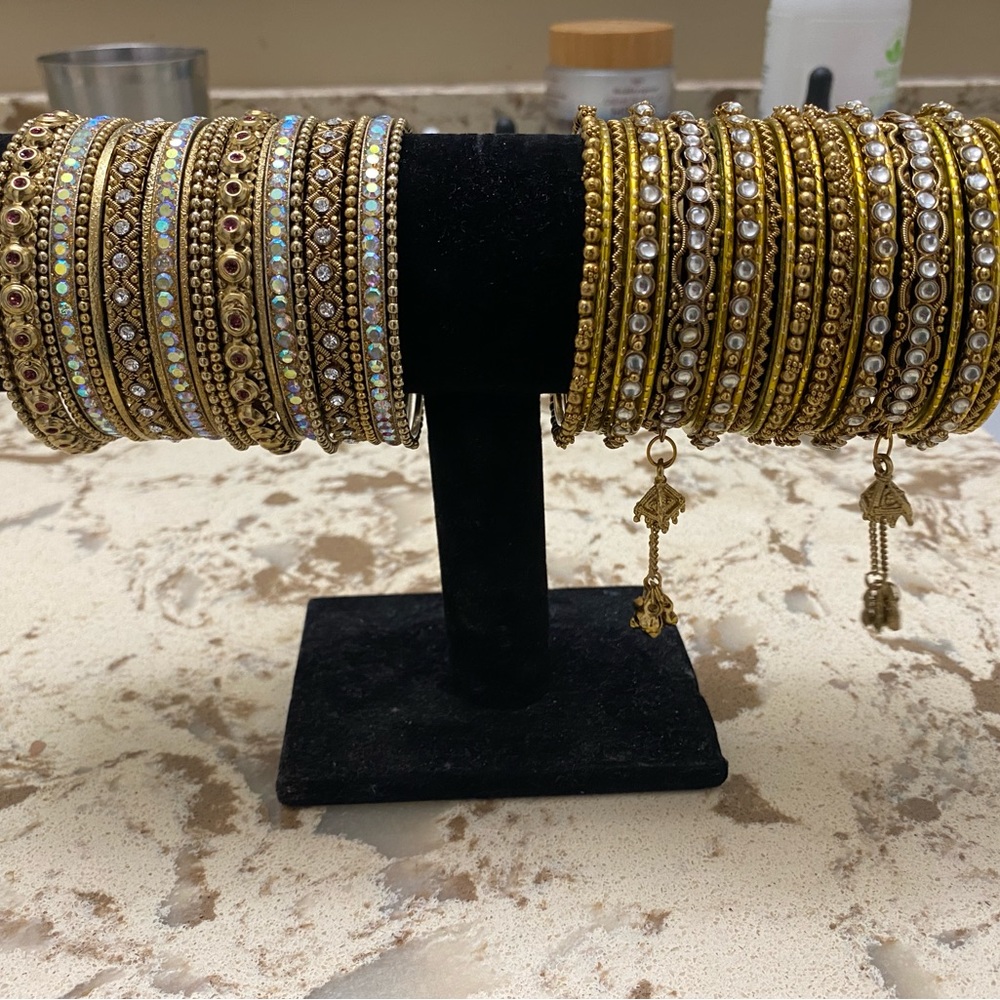 2 pairs of Bangles